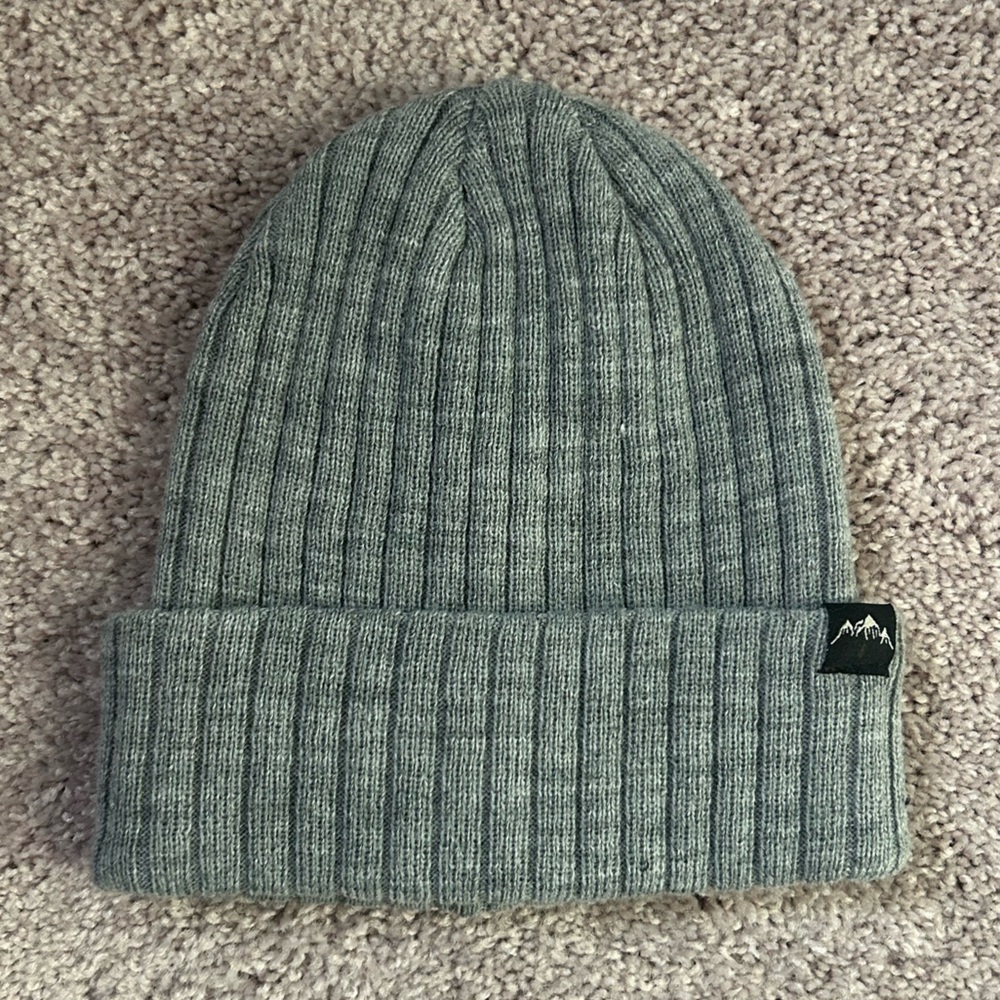 Gray Ribbed Beanie